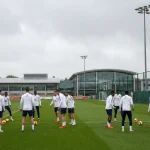 Selección de Inglaterra entrenando para el Mundial 2026